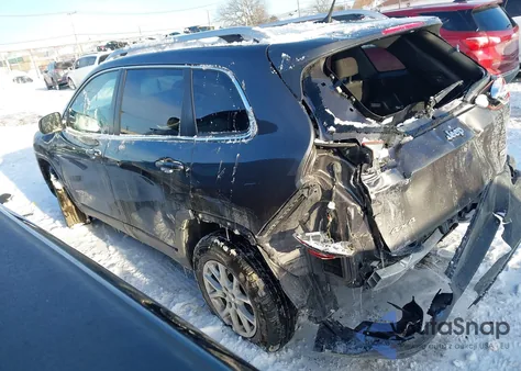 2015 Jeep Cherokee Latitude z USA, uszkodzony, nr VIN 1C4PJMCB2FW789211